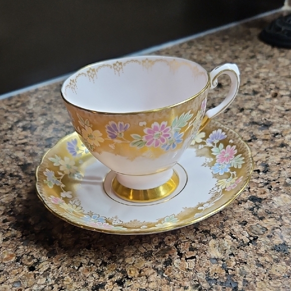 Vintage Teacup and Saucer - Tuscan - Floral - Picture 14 of 14
